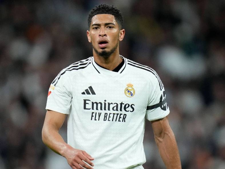 33球追平C罗，再进5球独享皇马第一人，姆巴佩距金球奖还有多远？