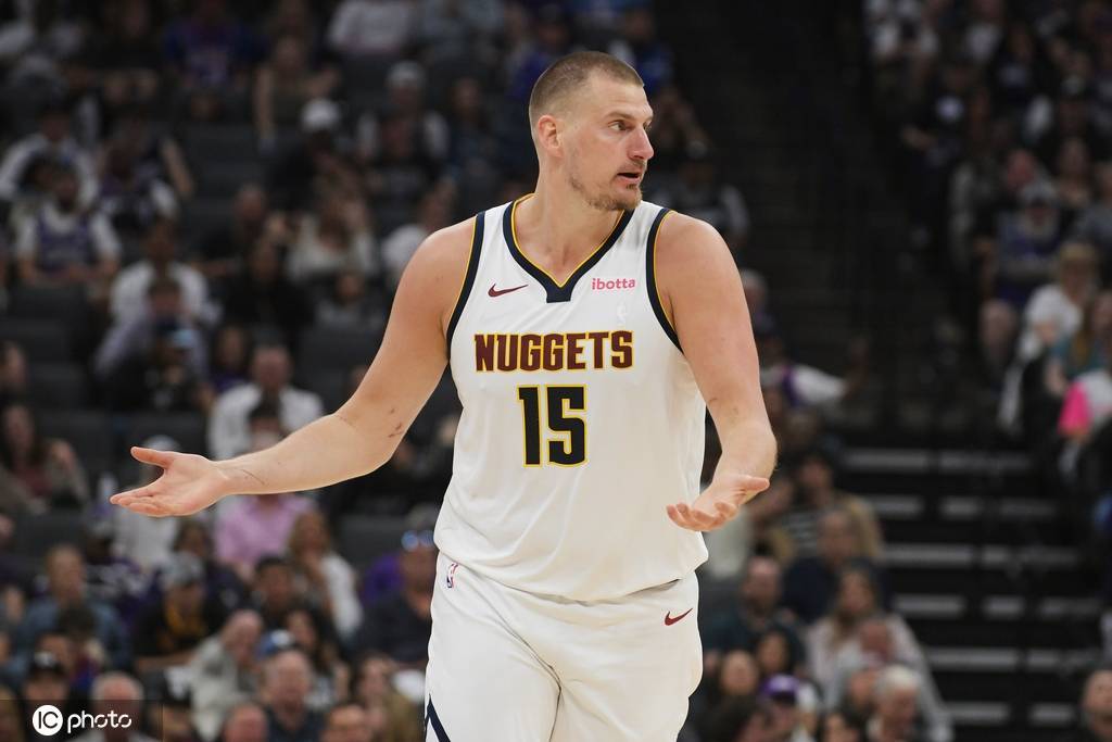 约老师20+12+11拉文27分 换帅掘金击败国王