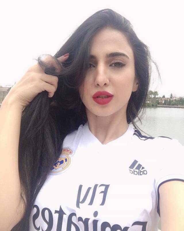 单赛季被三杀，西甲落后4分的皇马，只要客场战胜巴萨，夺冠有戏