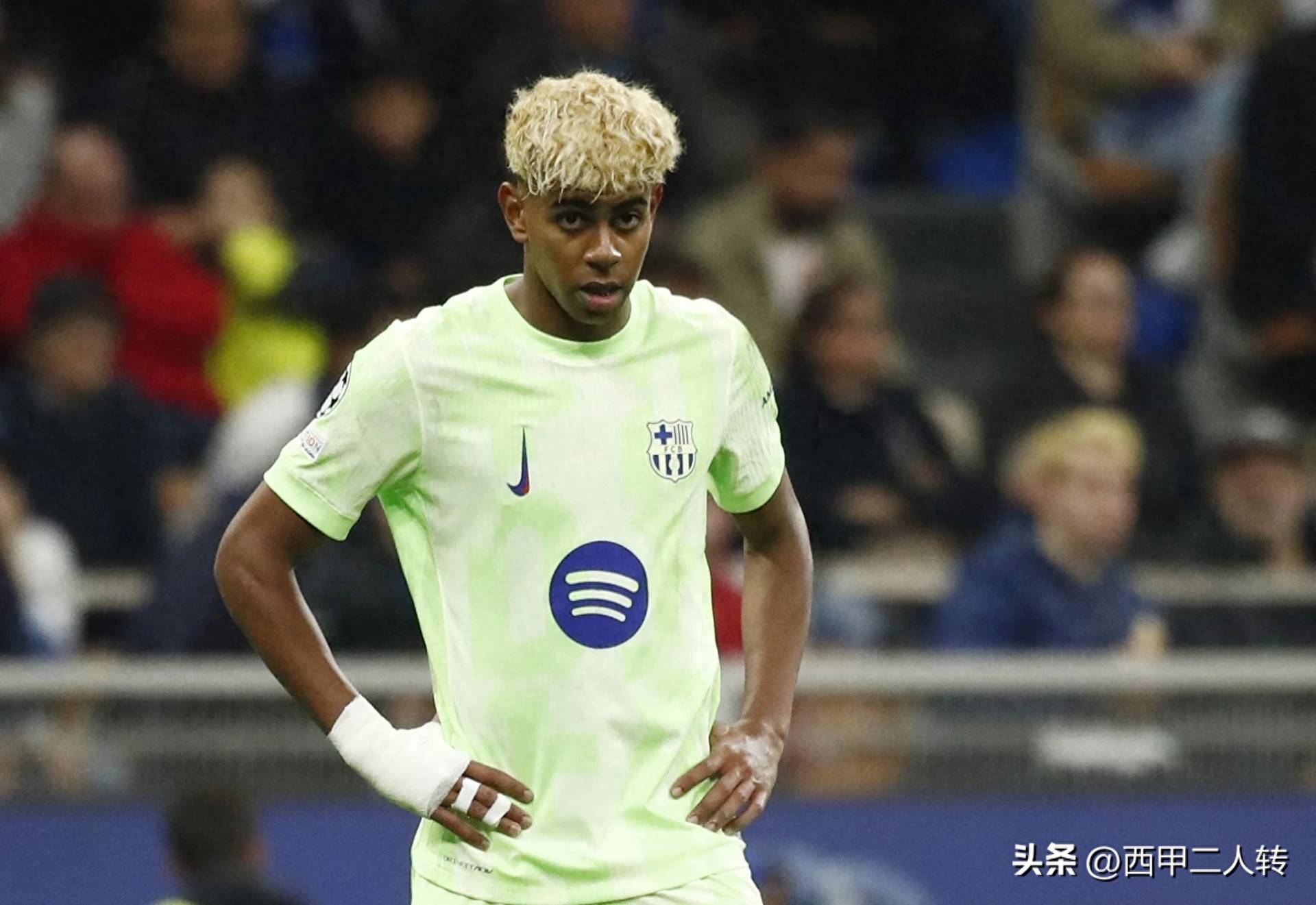 14次过人成功，5次射正，亚马尔未能进球、助攻，但虽败犹荣